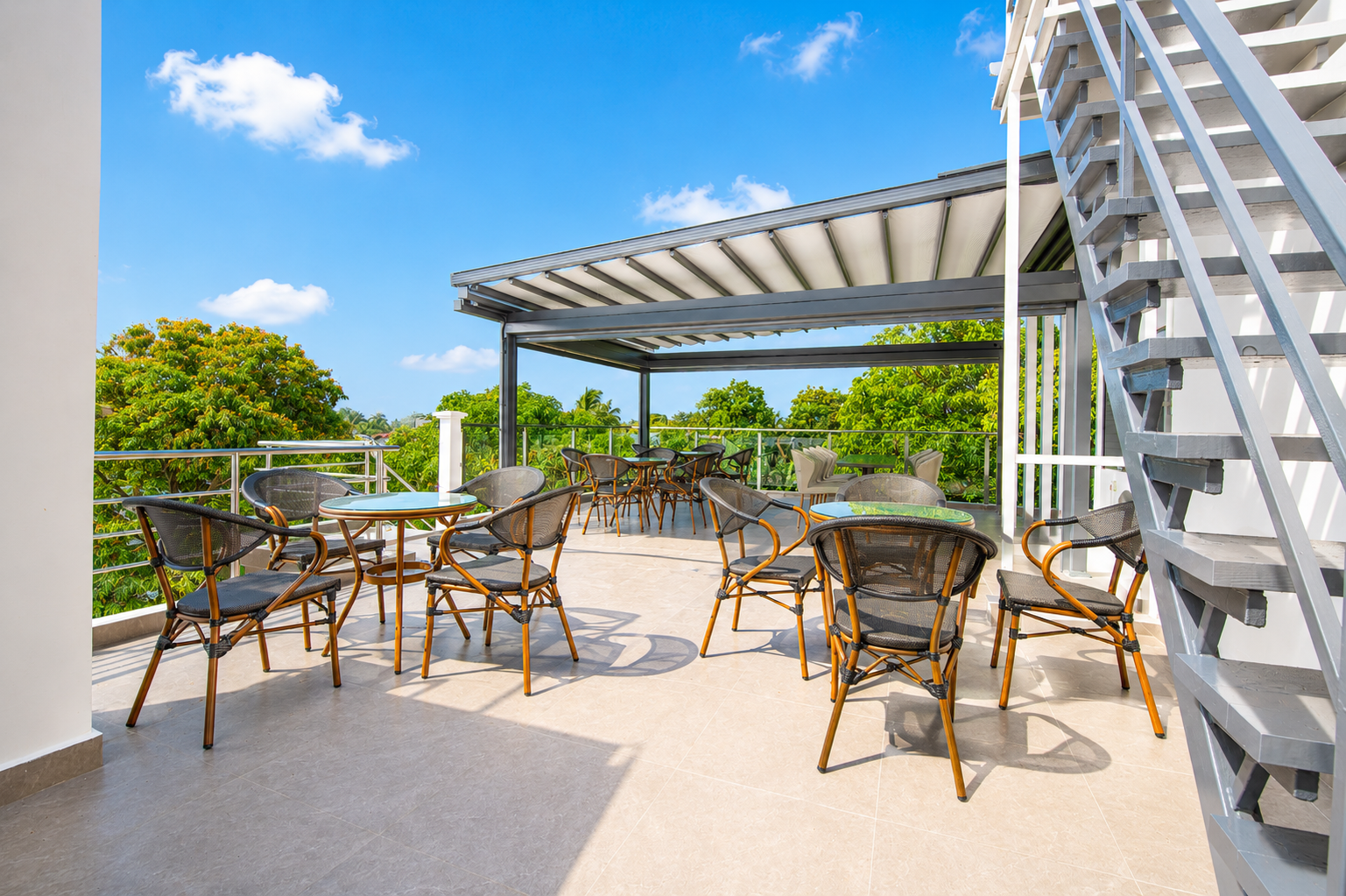 Opal Oasis restaurant photo 4